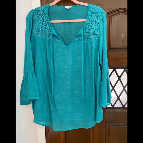 beautiful peasant blouses